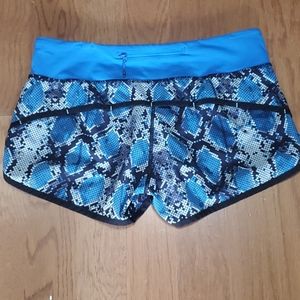 🍋Lululemon🍋 speed short 2in inseam sz 6